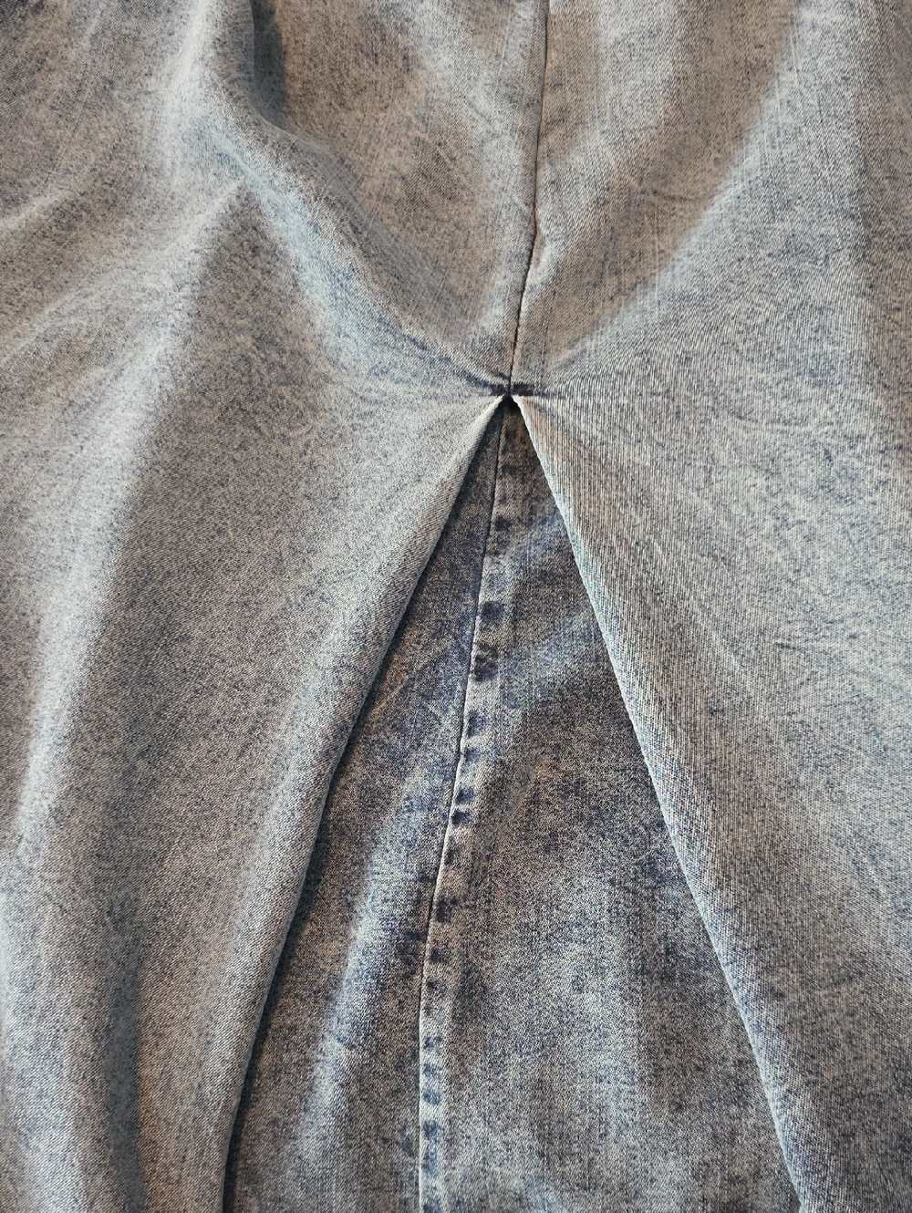 EUC Oli & Hali Large ULTRA WIDE LEG CHAMBRAY TENCEL JUMPSUIT - Picture 8 of 8